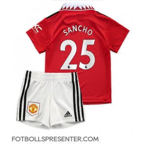 Manchester United Jadon Sancho #25 Hemmatröja Barn 2022-23 Kortärmad (+ korta byxor)
